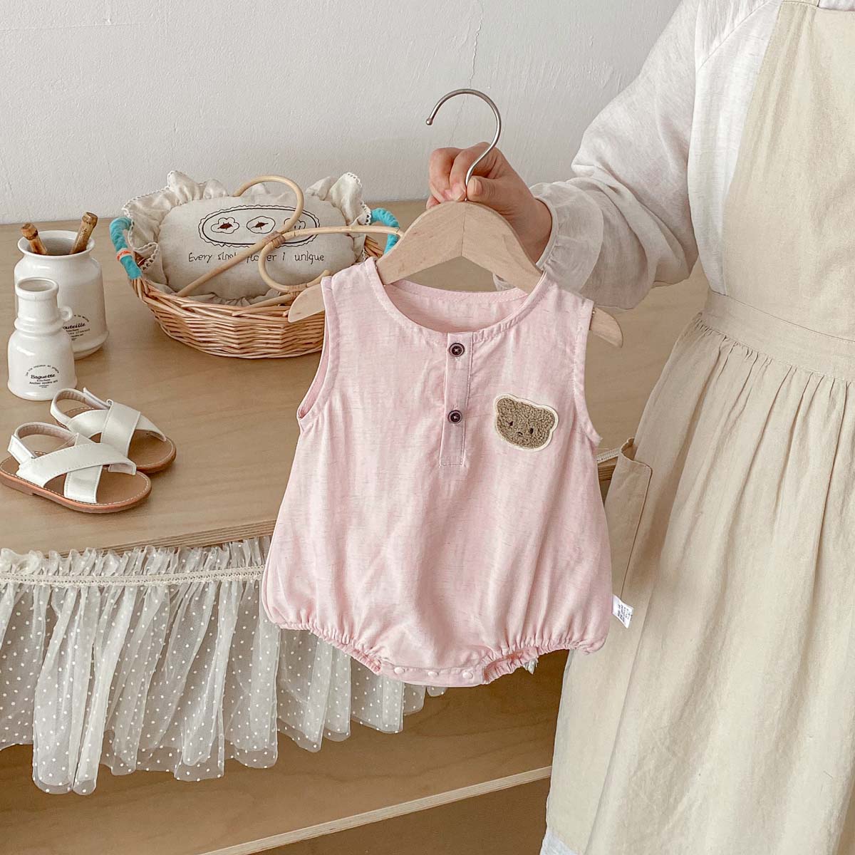 Baby Summer Bear Thin Sleevele - огляд і ціна Baby Summer Linen Sleeveless Jumpsuit